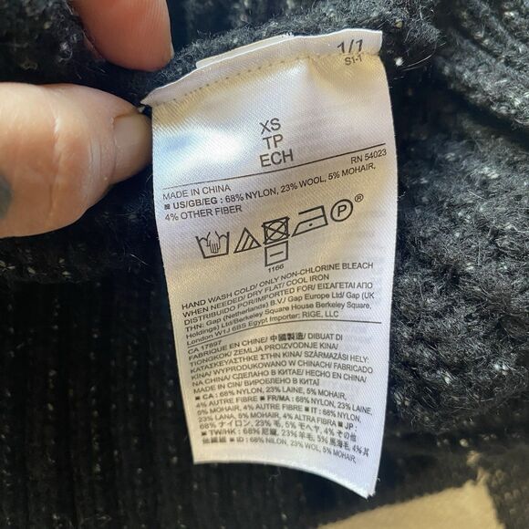 Banana Republic Wool Blend Sleeveless Sweater Top. Black. Casual. Fall Vibes. XS - Picture 7 of 15